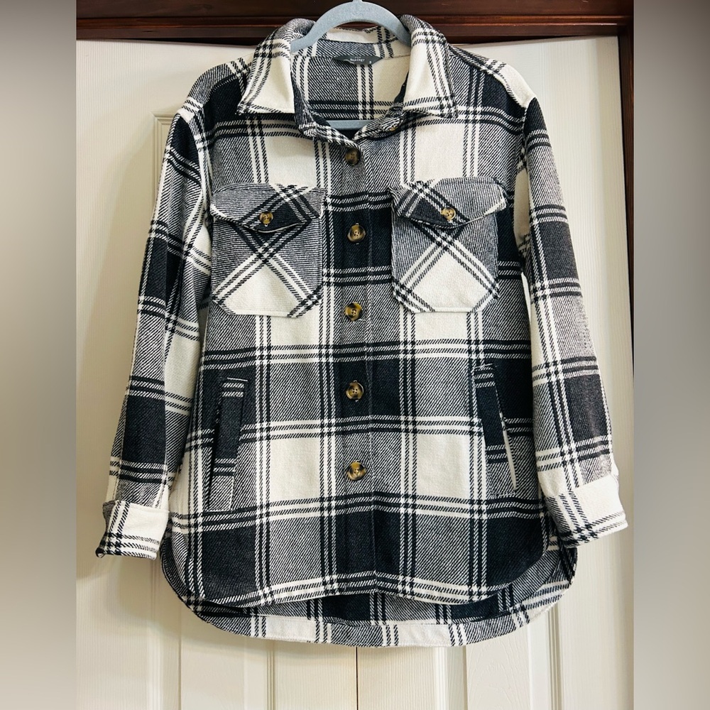 Shacket Button Down Long Sleeve Plaid Excellent C… - image 3